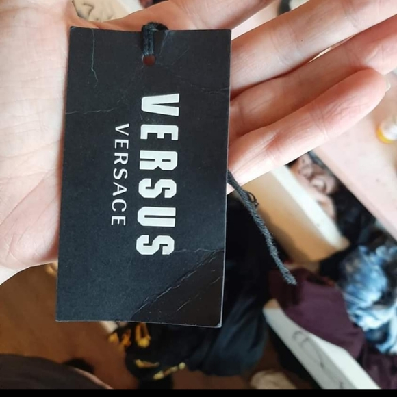 Versace pencil skirt - Picture 4 of 4